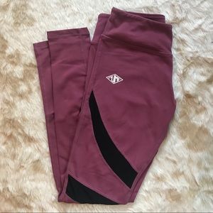 Pumpchasers maroon legging